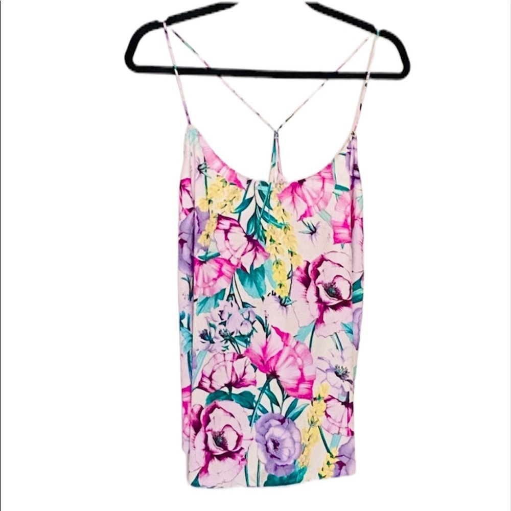 🔥Rare🔥 NWT Victoria’s Secret: Extra Large White Floral Colorful Satin Tank